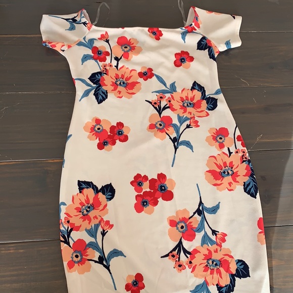 vici collection midi dress - Picture 2 of 4